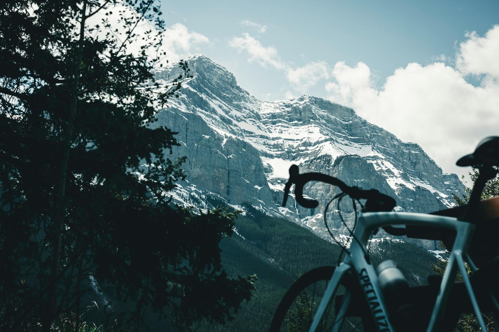 Conquering the Canadian Rockies: Unveiling Banff's Epic Cycling Routes