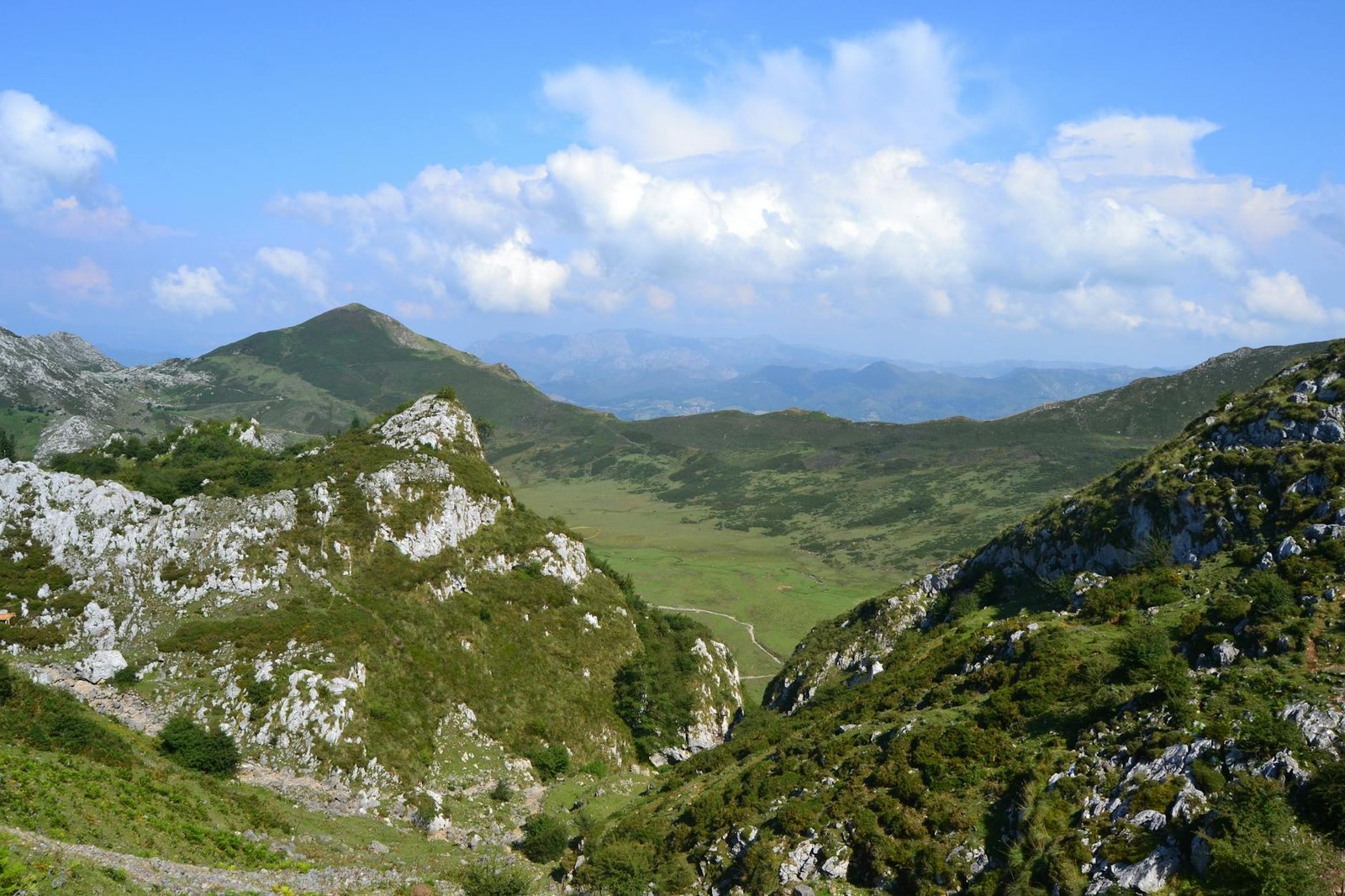 Picos de Europa: A Hiker's Ultimate Guide to Spain's Majestic Mountain Trails