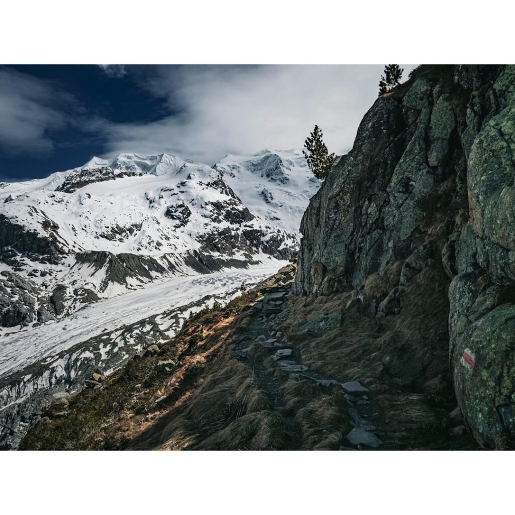 Unveiling the Majesty: Your Ultimate Guide to Hiking Routes in the Swiss Alps