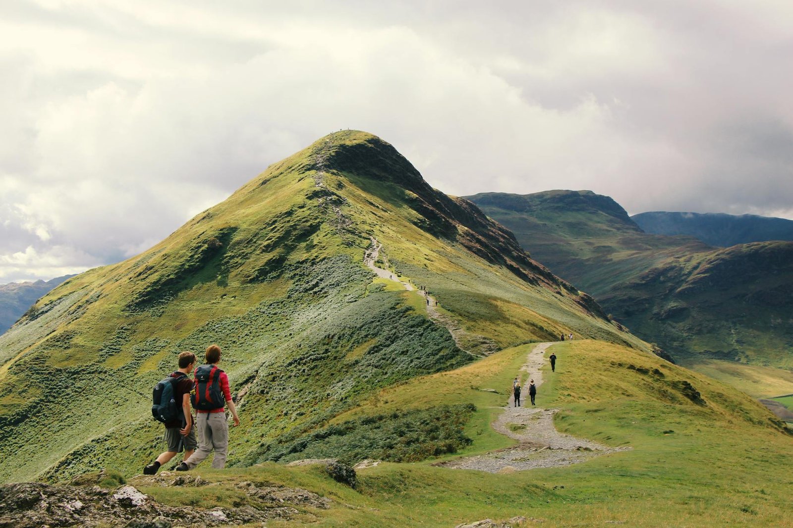 Discover the Magic of Walks in the Lake District England: A Hiker's Guide