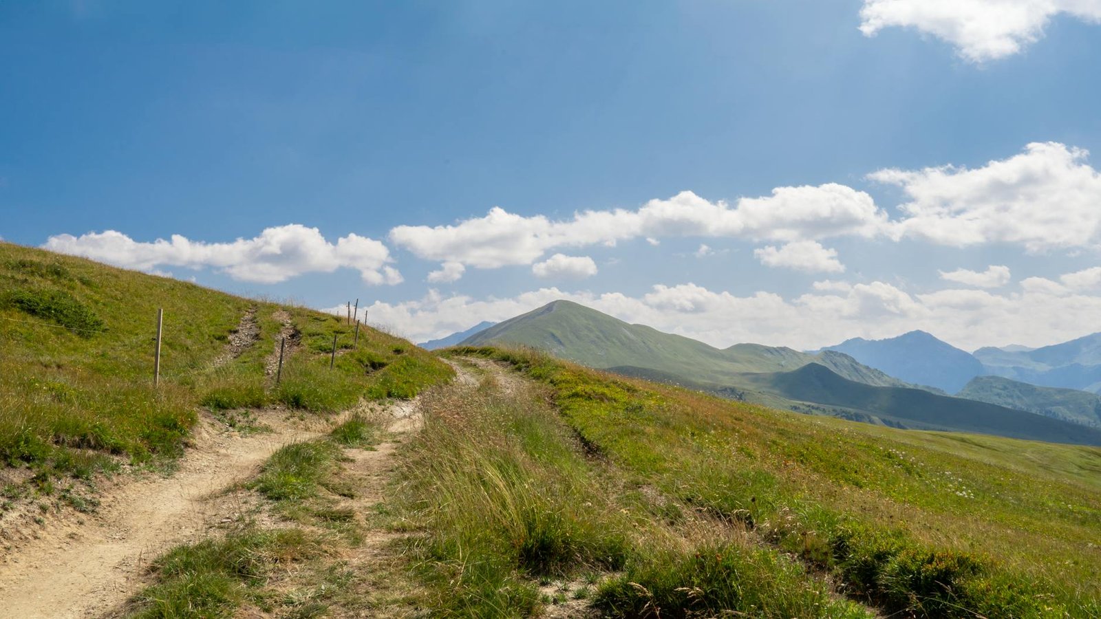 Conquer the Coastal Majesty: Your Guide to Hiking Cinque Terre Italy Coastal Trails